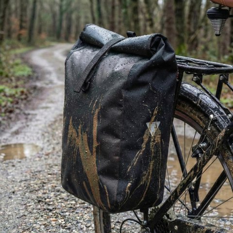 SAKWA TORBA ROWEROWA WODOSZCZELNA TYLNA NA BAGAŻNIK CZARNA 13,5L XQMAX PRO