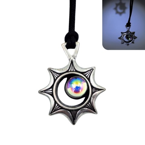 Naszyjnik Zaćmienie Słońca - Optyczna iluzja - Prezent dla podróżnika - ECL32