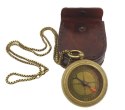 Stylowy Kompas Mosiężny z Łańcuszkiem w Skórzanym Etui - COM-0470A