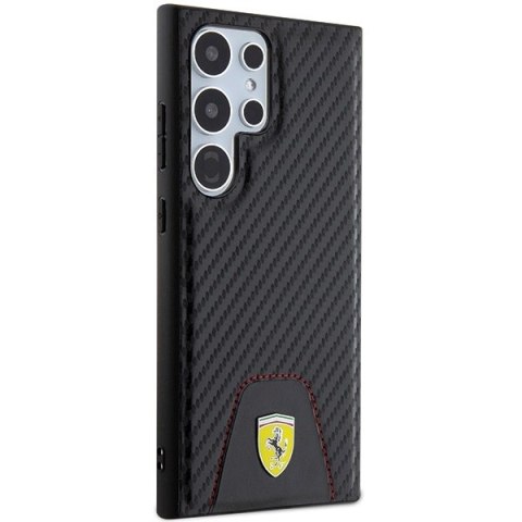 Etui Ferrari Carbon Stitched Bottom na Samsung Galaxy S24 Ultra - czarne