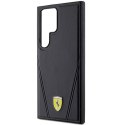 Etui Ferrari Hot Stamp V Lines MagSafe na Samsung Galaxy S24 Ultra - czarne
