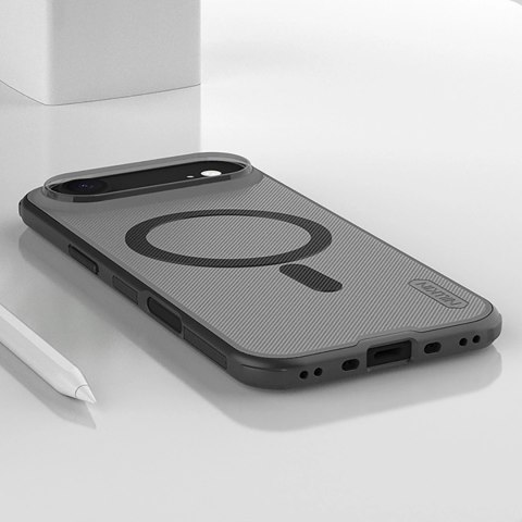 Etui Nillkin Super Frosted Shield Pro kompatybilne z MagSafe na iPhone 17 Air - przezroczyste czarne
