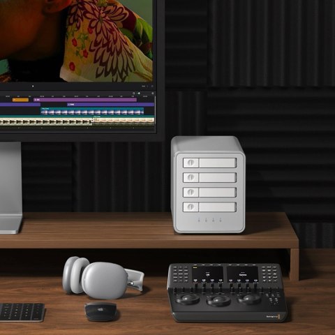 Macierz dyskowa Orico 8848U4 DAS Series 4-zatokowa M.2 NVMe SSD - biała