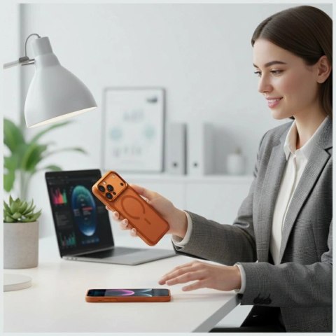 Etui UNIQ Veren na iPhone 17 Pro Magclick Charging - pomarańczowe