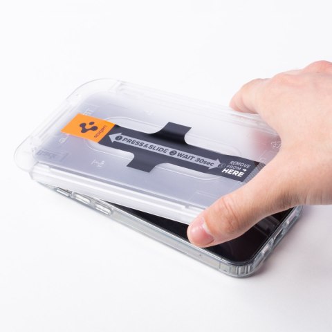 Szkło hartowane na iPhone 14 Pro z aplikatorem Glas.tR EZ Fit - 2 szt.