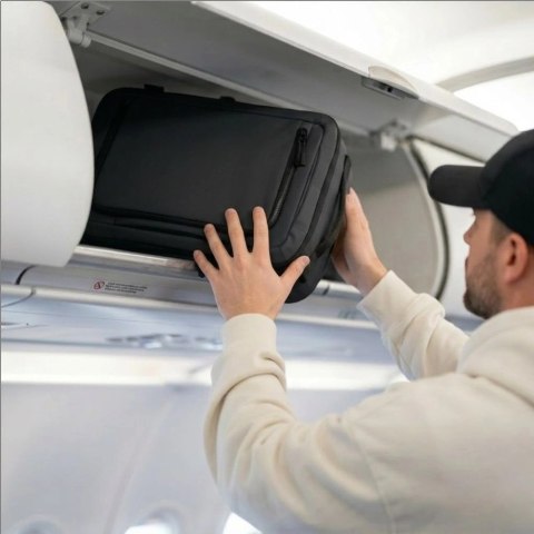 Plecak Tech-Protect Defender S50 do Ryanair & Wizzar, na laptopa 20L - czarny