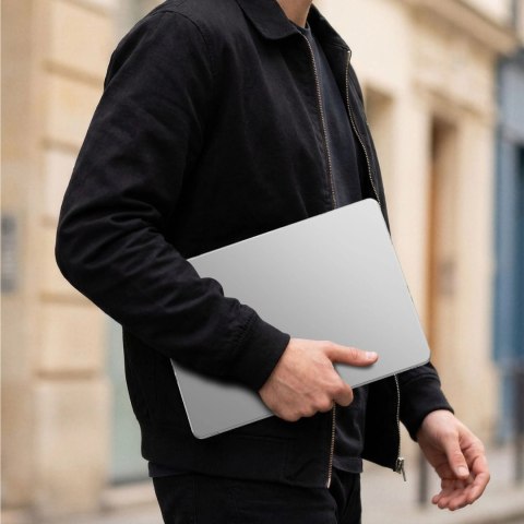 Etui AMAZINGTHING Titan Hardshell na MacBook Air M5 15" - przezroczyste