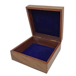 Eleganckie Drewniane Pudełko z wypraską 14x14x6,5 cm - SD16BOX