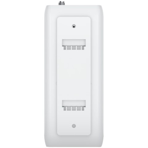 UBIQUITI Plug-and-play, wireless bridging PoE adapter with integrated UniFi WiFi Auto-Link.