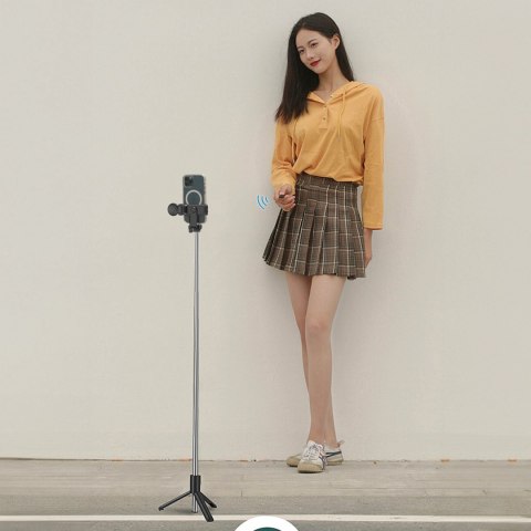 Selfie stick WH1YXS teleskopowy tripod 1m z okrągłą lampą i uchwytem na telefon - czarny - OUTLET